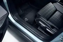 Bundmåttesæt, Tekstilmåtter, R4 Logo, Premium til R4 2025