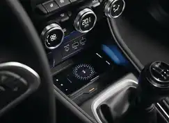 Trådløs opladning af mobiltelefon til Captur II 2020-2024