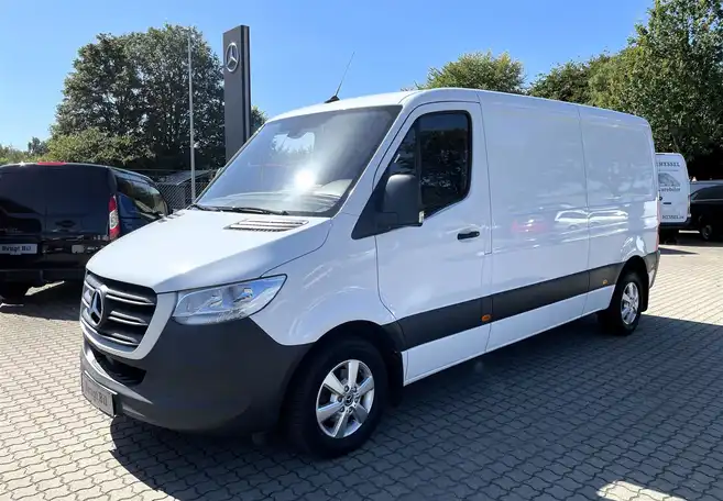 214 2,1 CDI A2 H1 9G-Tronic 143HK Van 9g Aut.