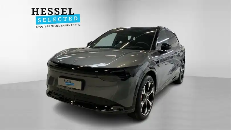 EL Privilege AWD 639HK 5d Aut.
