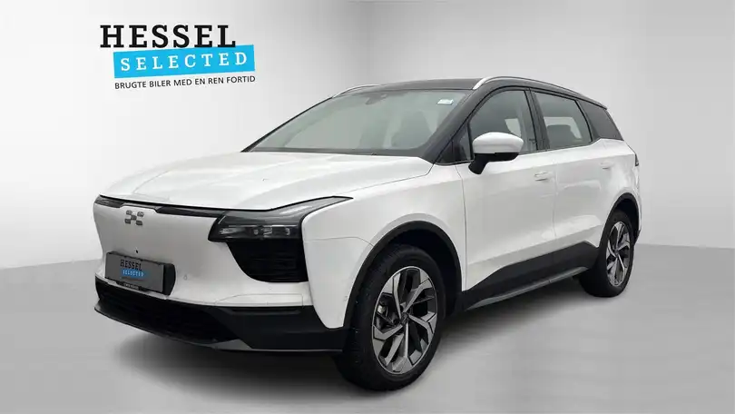 EL Premium 204HK 5d Aut.